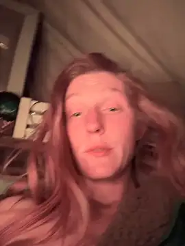 GoldenFlameGoddess live XXX chat