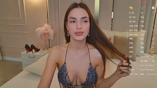 BellaHalles' Live XXX Chat