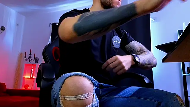 عرض كام MightyAaron66