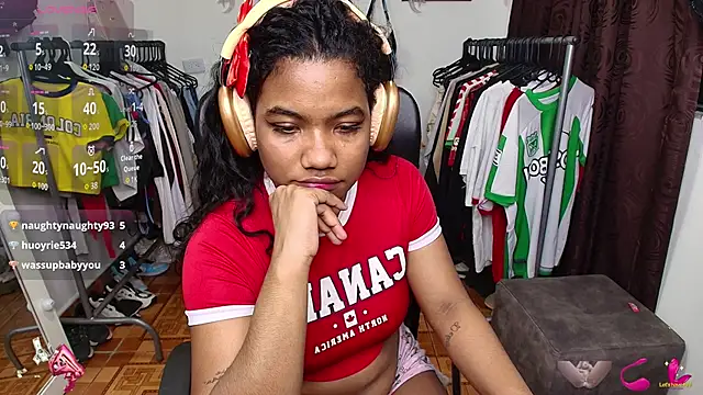 แชท XXX สดของ sharlottxl