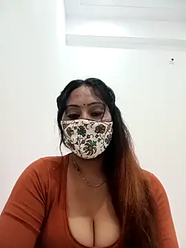 Your-Sasha7 Show in webcam