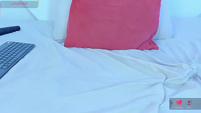 XXX chat uživo modela Amaranoir-