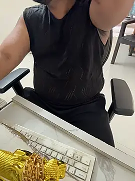 FlirtyxBoy 网络视讯表演