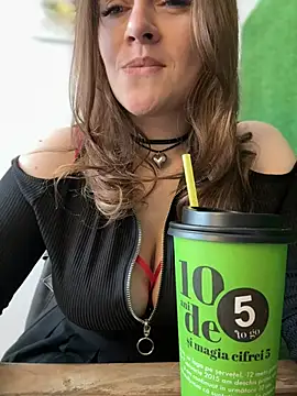 CrazyTori's Live XXX Chat