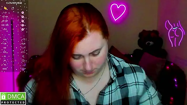 Alicia_love00 élő XXX-chatje