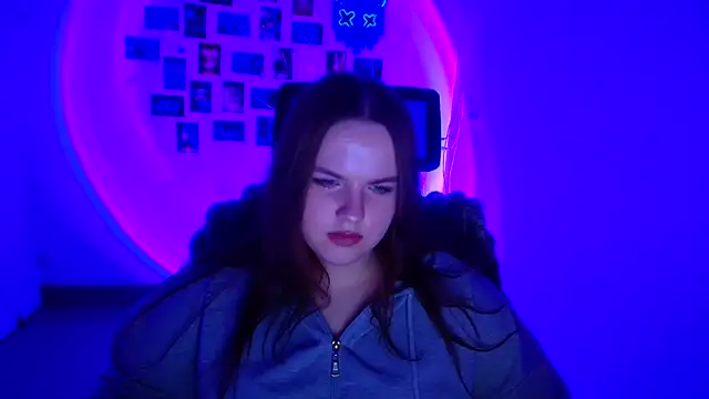 Kitty_Mia_Kitty Live XXX Chat