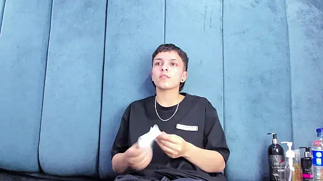 Megan_Thompson_ Chat XXX in diretta