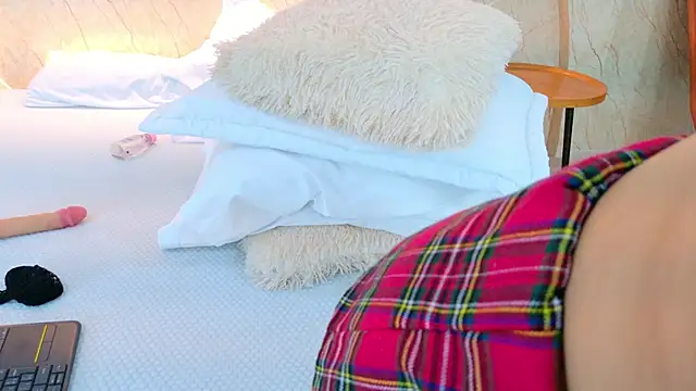 LauraCutte: απευθείας συνομιλία ΧΧΧ