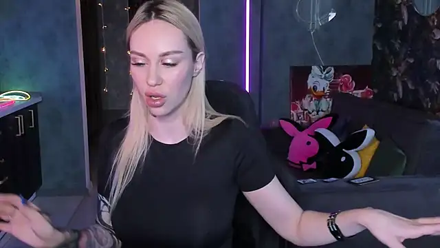 Blckmirrorr: онлайн-секс-чат