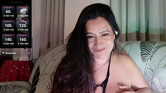 DeesseLuxure Chat XXX live