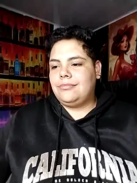 Pokazy przed kamerką – Hailey_Curvy