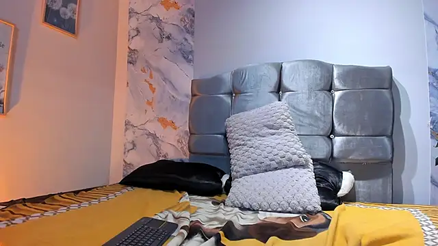 ELL_PBCのライブXXXチャット