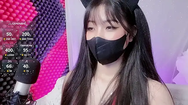 Chat +18 de Miu_Babe ao vivo