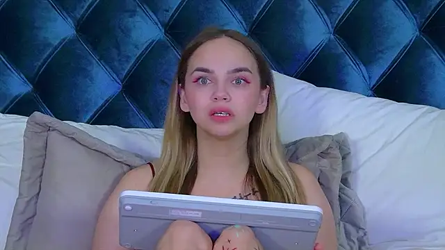 AnitaVenture's Live XXX Chat