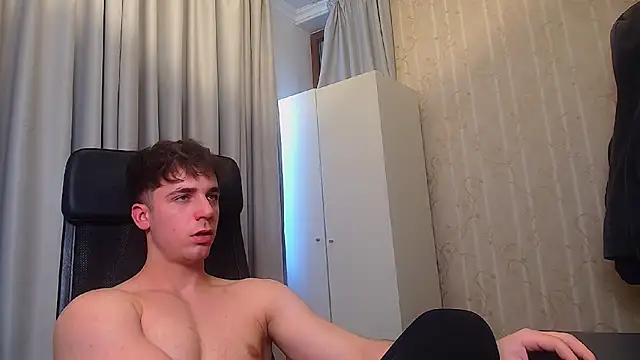 KellenWest Show Webcam