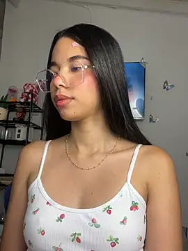 Milleradhara24's Live XXX Chat