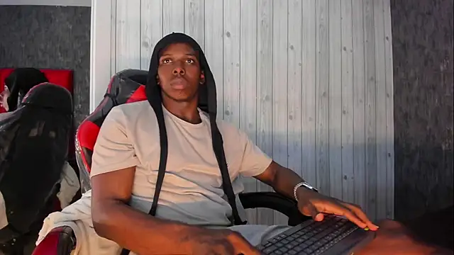 Živý XXX chat mike_aly