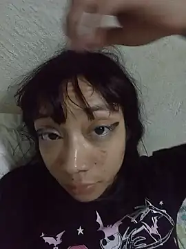 แชท XXX สดของ Kuromiunu