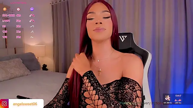 XXX chat uživo modela Angelina_Rossi