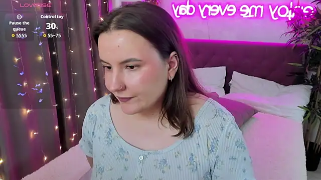 Chat XXX en directo de FeralPeach