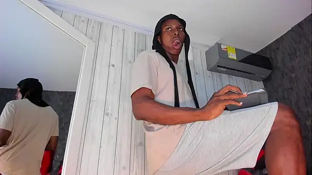 mike_aly: вебкам-шоу