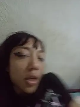 Chat XXX en directo de Kuromiunu