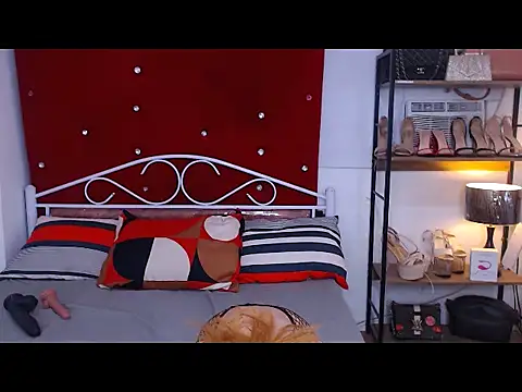 JuicyCockThea Live XXX-chat