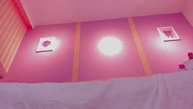 LilithAllenn 라이브 XXX 채팅