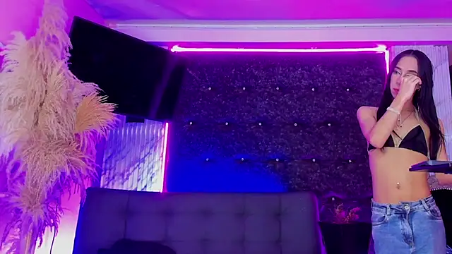 Queens_Wonders_Blonders 웹캠 쇼