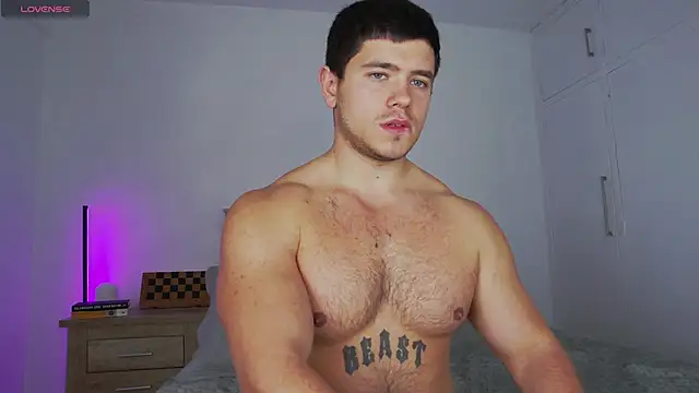 Arilas_ élő XXX-chatje