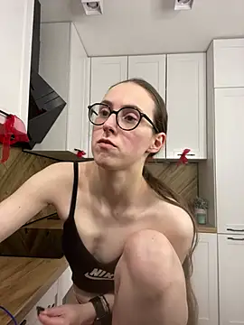 دردشة MartiniiSelenna الجنسية المباشرة