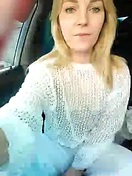 Crazy_lady69 live XXX chat