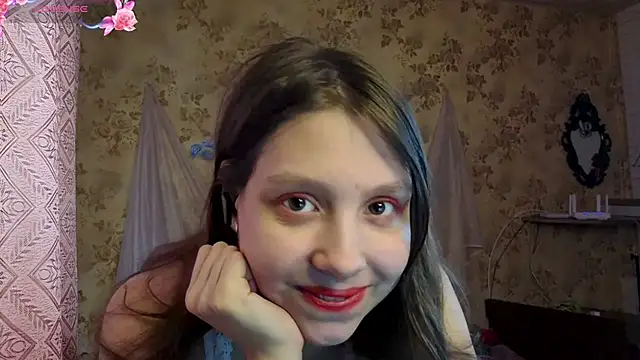 XXX chat uživo modela QutieDaSweet