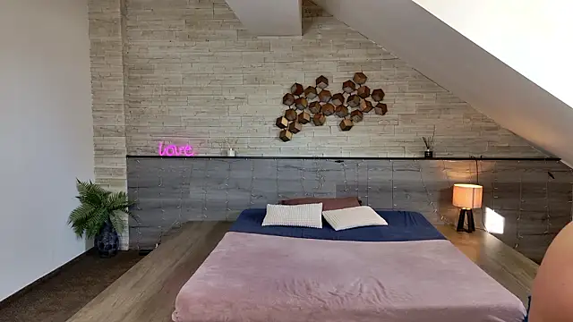 hornyb33_'s Live XXX Chat