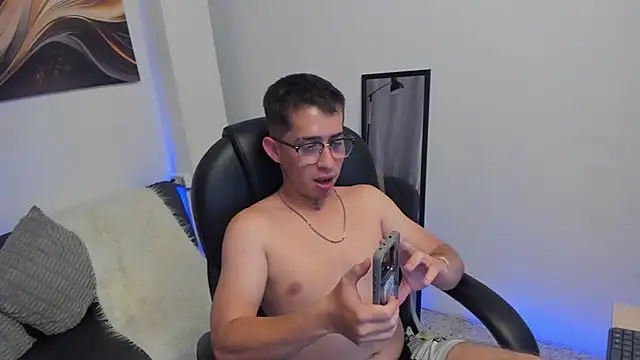 Tommas_Jhonson – Kamerová šou