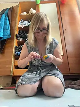 Chatroom XXX en direct de Irina2909@xh