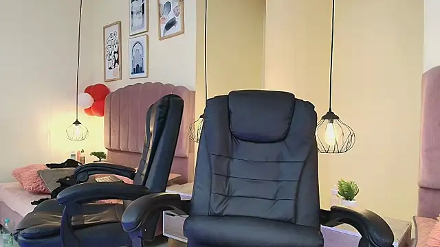 Chat +18 de Hanabie_ ao vivo