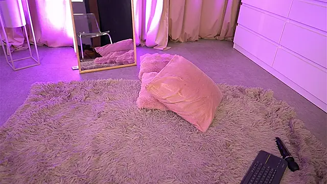 firesbomb777 Adlı Modelin Web Kamerası Şovu