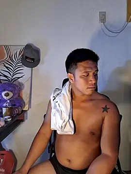 Czat XXX na żywo – Felix_Asher