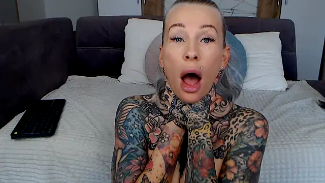 XXX chat uživo modela TallyHeart