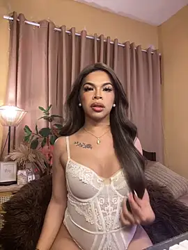 Nyxie_luxxのウェブカメラショー