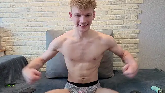 adamhariss Show in webcam