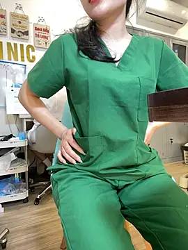 Clinic_Sexy: διαδικτυακό σόου στην κάμερα