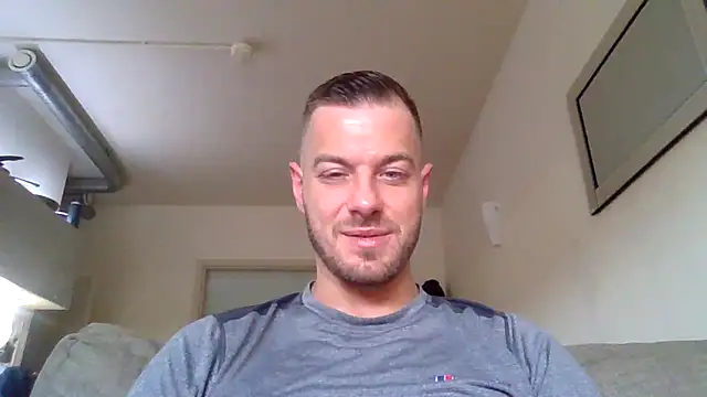 cheekycherryx – Naživo XXX chat