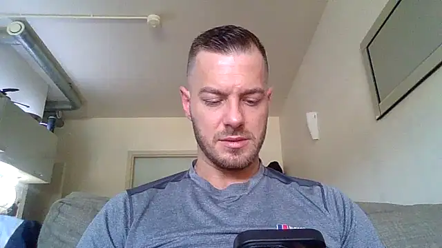 cheekycherryx: онлайн-секс-чат