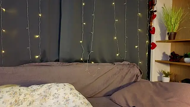 IvetteLabore Adlı Modelin Canlı XXX Sohbeti