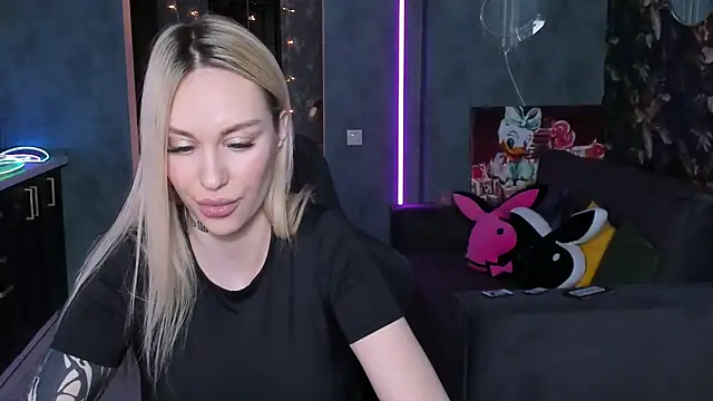 Онлайн чат XXX Blckmirrorr