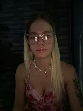 -Sexy_Barbie-: онлайн-секс-чат