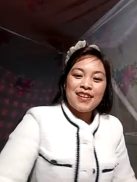 Alice-567's Live XXX Chat