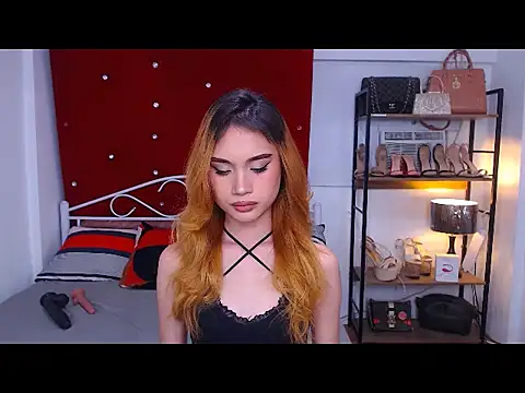 JuicyCockThea Adlı Modelin Canlı XXX Sohbeti